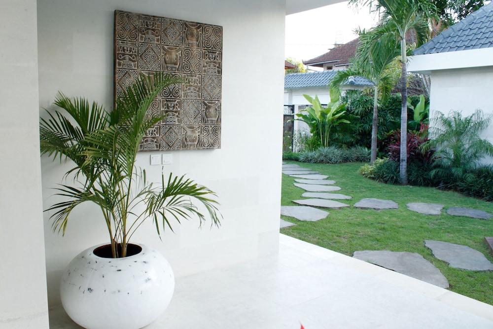 Seminyak White Design Villa Ngoại thất bức ảnh